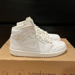 Air Jordan 1 Mid White Size 9 Men’s 554724 100